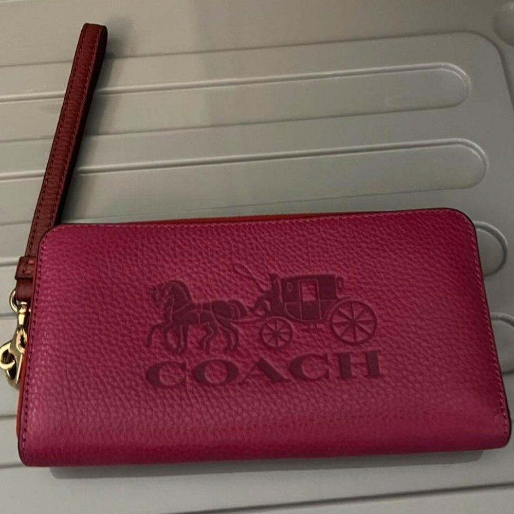Coach Wristlet Bright Violet